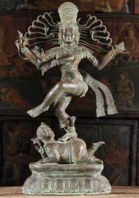 “Dancing Shiva” - A Sculptural Symphony of Devotion and Dynamic Energy!